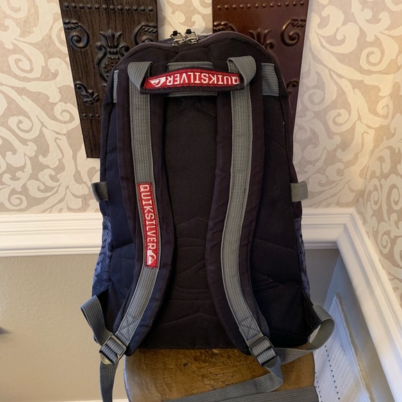 quiksilver stormproof backpack
